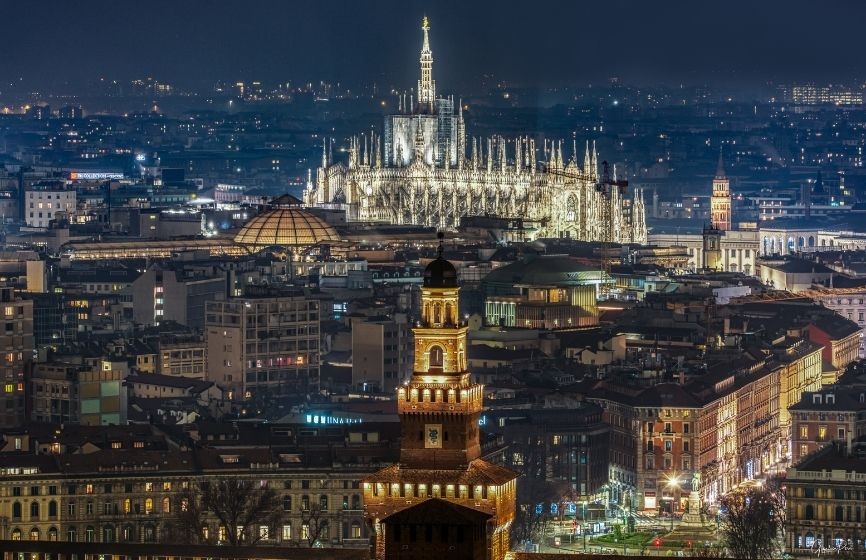 posti-da-vedere-fotografare-a-milano-di-notte